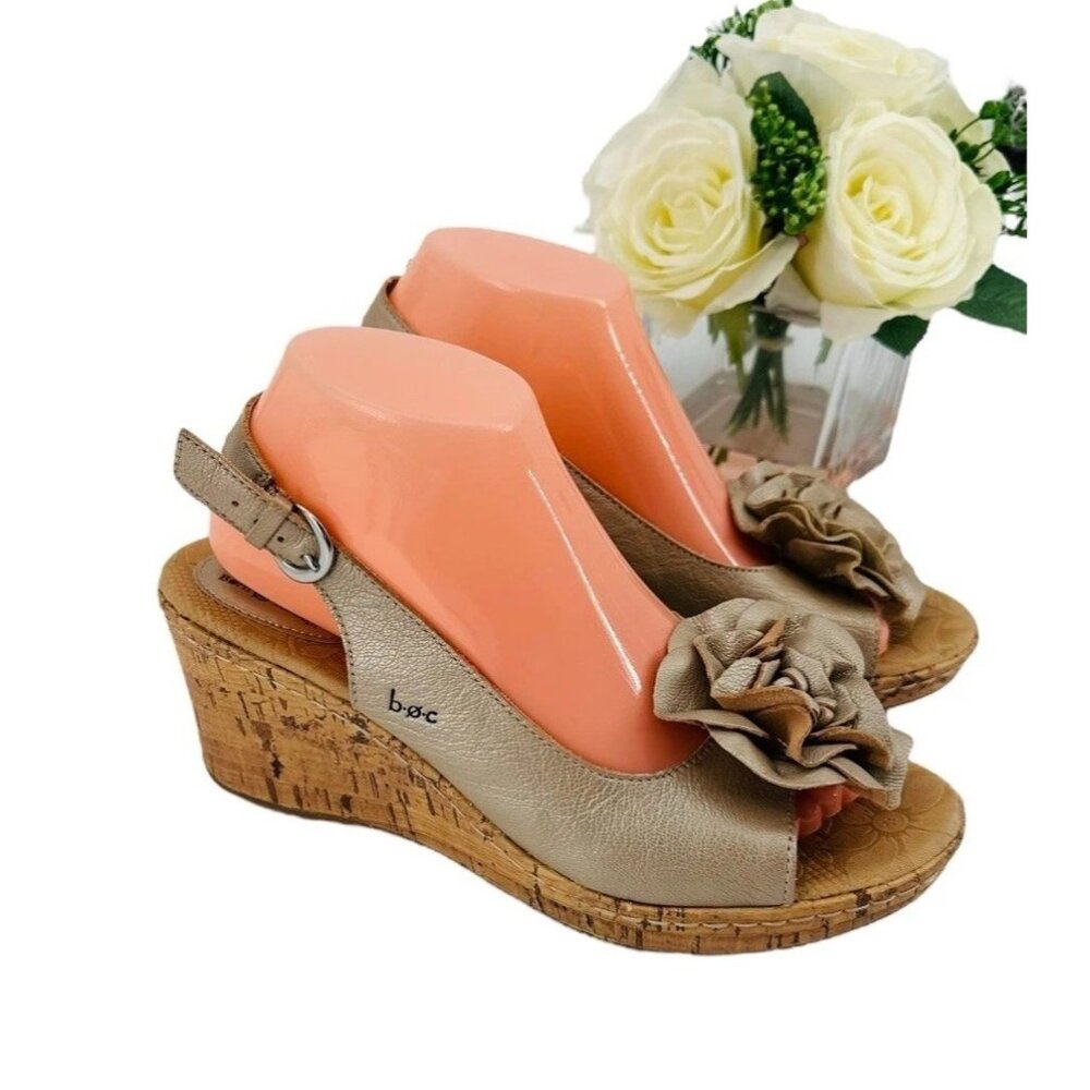Born Boc Womens Flower Cork Wedge Sandals Size 9 Gold Metallic Leather